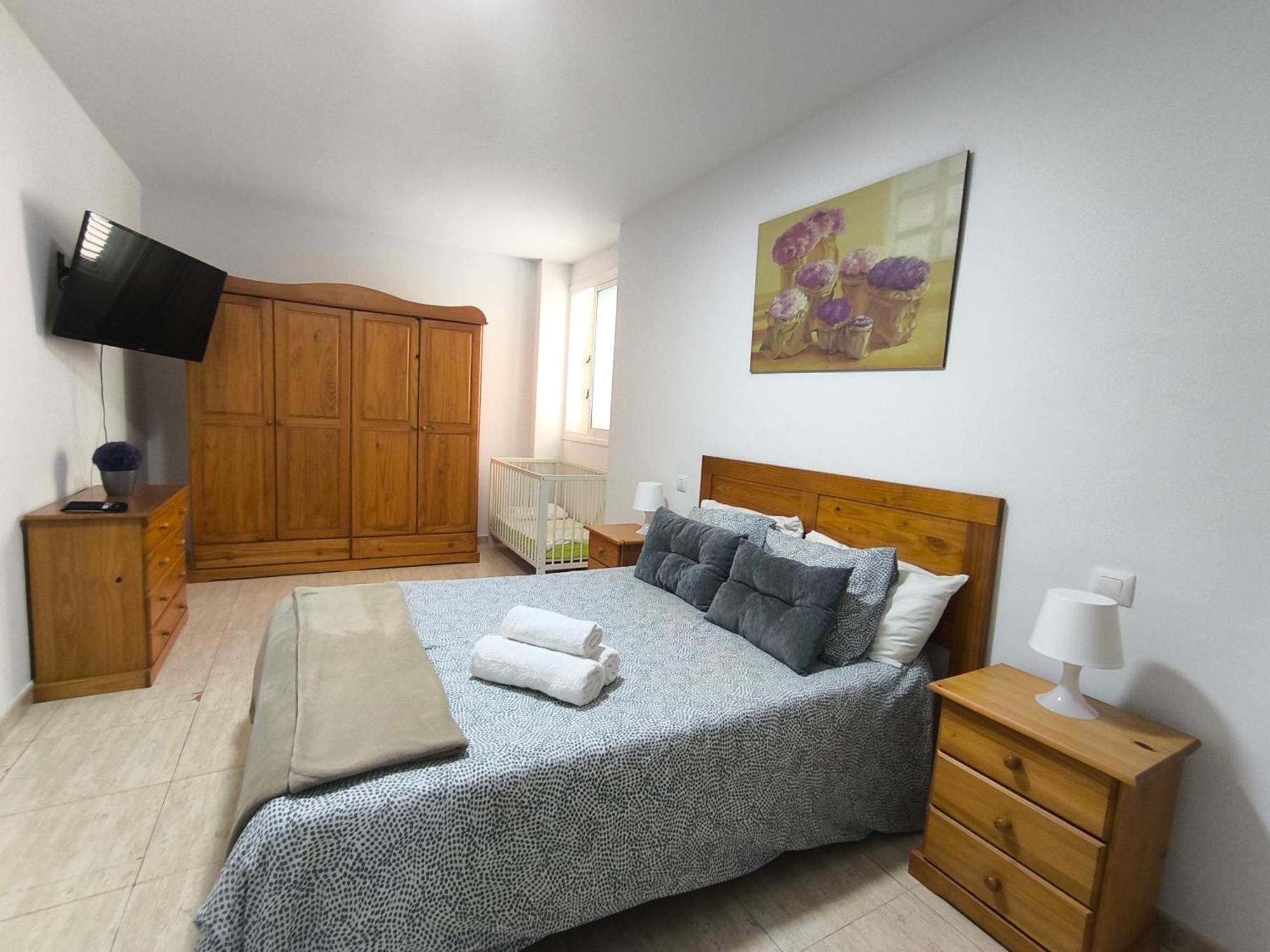Ar Home - Apartamento De 3 Dormitorios Con Ascensor En Las Huesas, เตลเด ภายนอก รูปภาพ