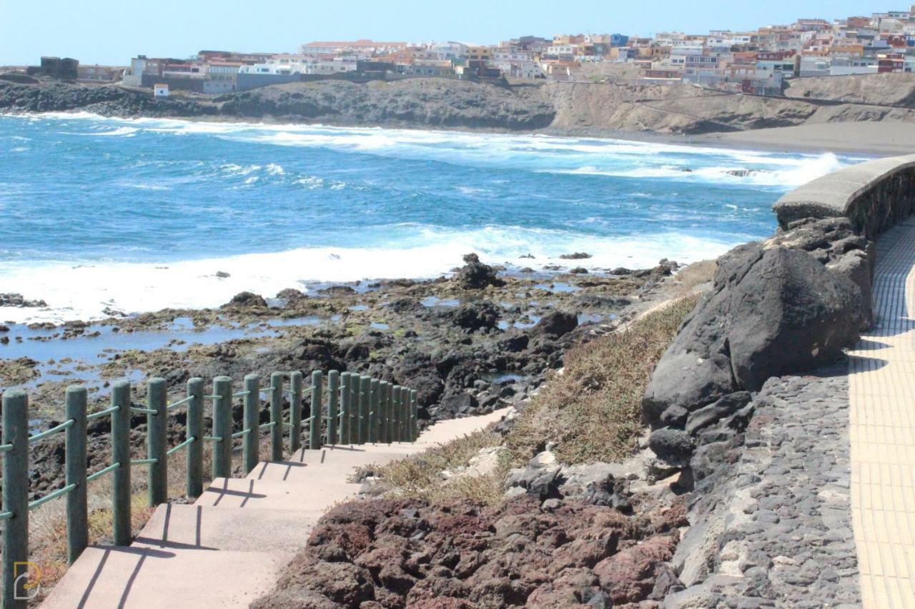Ar Home - Apartamento De 3 Dormitorios Con Ascensor En Las Huesas, เตลเด ภายนอก รูปภาพ
